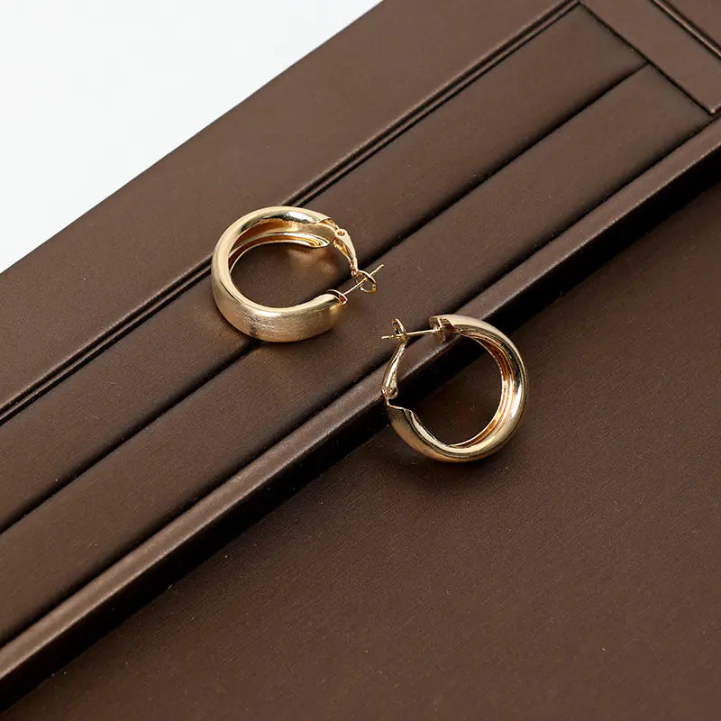 Stylish Minimalist Brushed Metal Circle Earrings